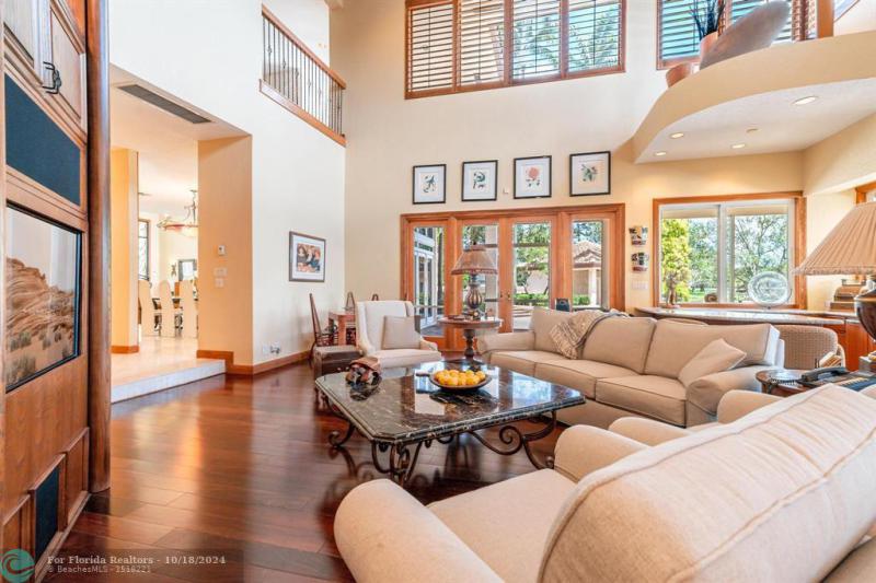  Single Family Homes Photo 15: 2696 Boot Ln  Weston,  FL 33331