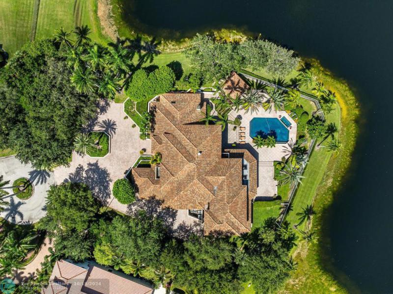  Single Family Homes Photo 3: 2696 Boot Ln  Weston,  FL 33331