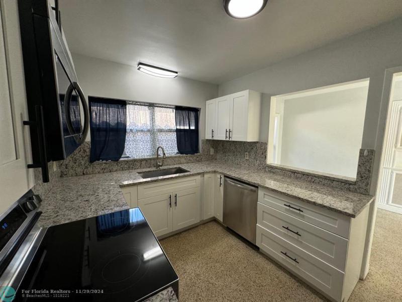 Duplex, Triplex and Fourplex Images