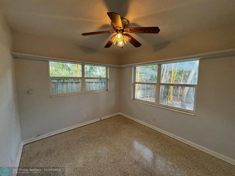 Duplex, Triplex and Fourplex Images