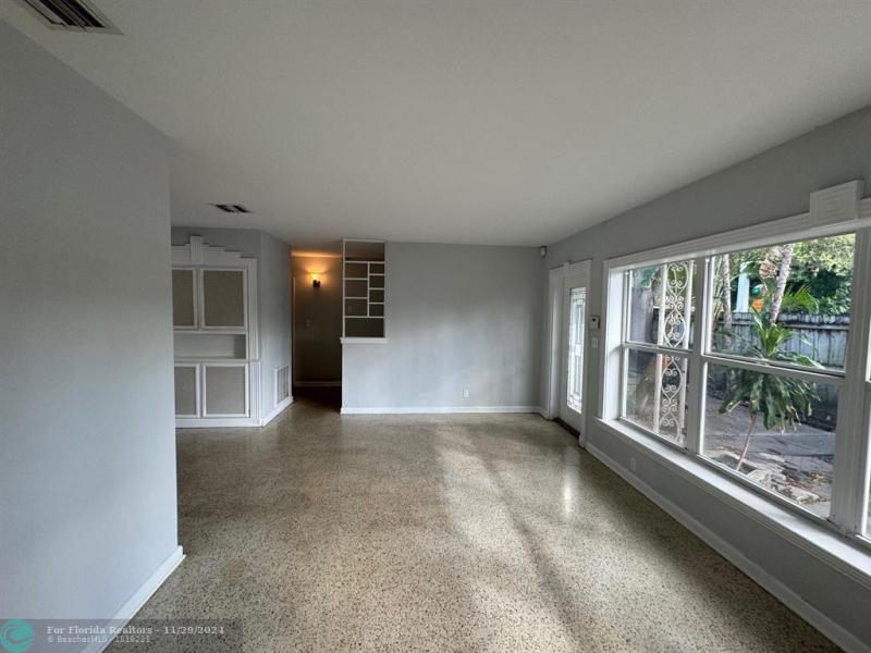 Duplex, Triplex and Fourplex Images