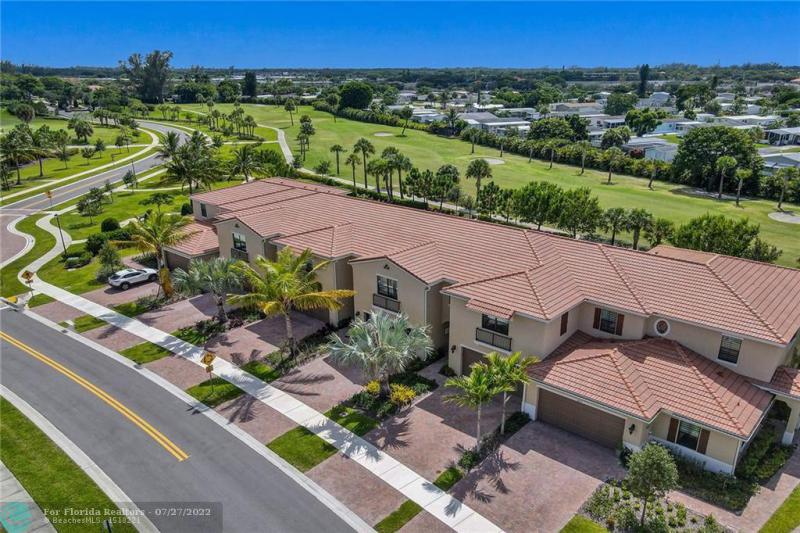  Condo & Townhome Photos