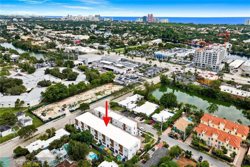 Condo & Townhome Photos
