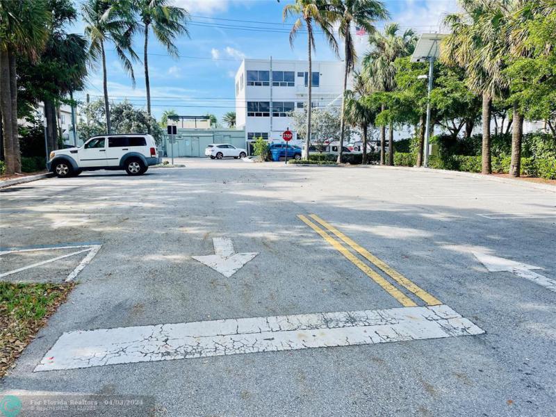  Commercial & Industrial Land Images 