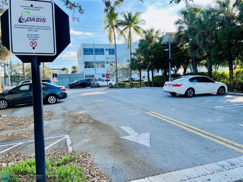  Commercial & Industrial Land Images 