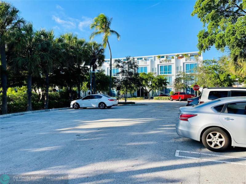  Commercial & Industrial Land Images 