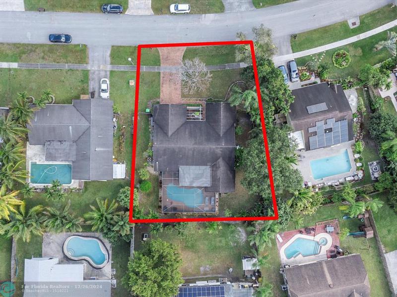  Single Family Homes Photo 35: 735 SW 158th Ter  Sunrise,  FL 33326