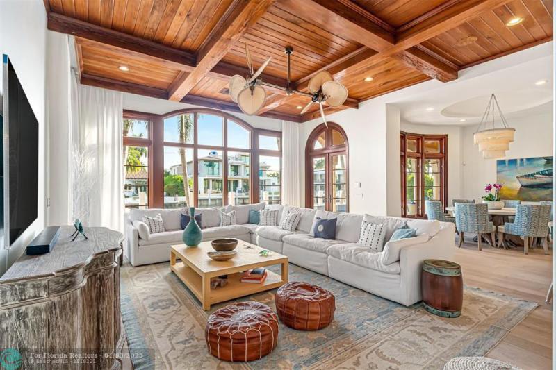  Single Family Homes Photo 37: 2530 Laguna Dr  Fort Lauderdale,  FL 33316