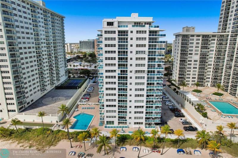  Condo & Townhome Photos