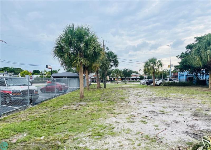  Commercial & Industrial Land Images 