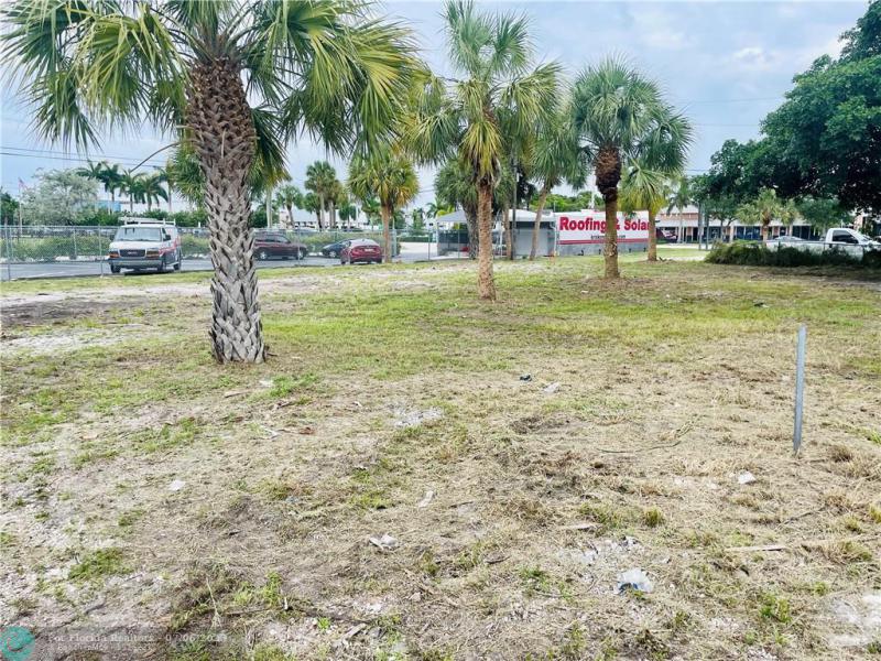  Commercial & Industrial Land Images 