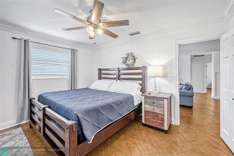 Duplex, Triplex and Fourplex Images