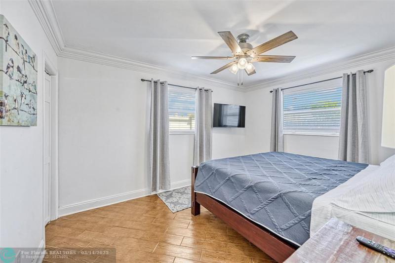 Duplex, Triplex and Fourplex Images