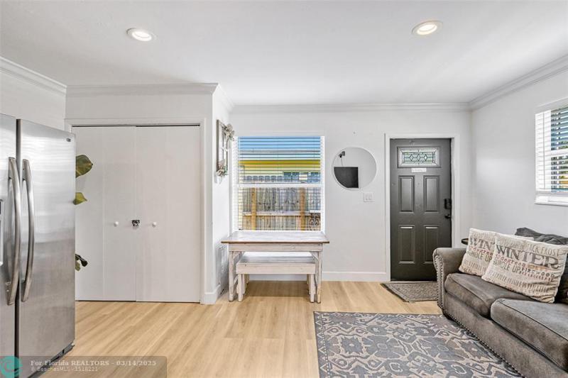 Duplex, Triplex and Fourplex Images