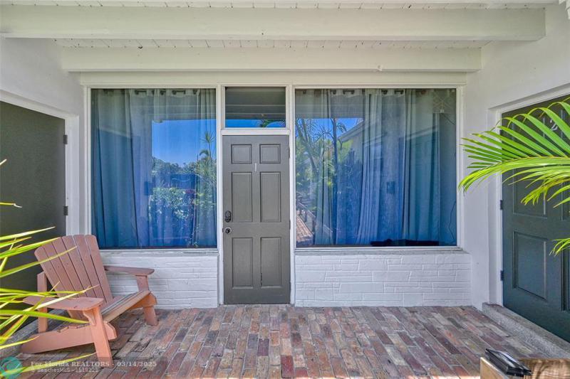 Duplex, Triplex and Fourplex Images