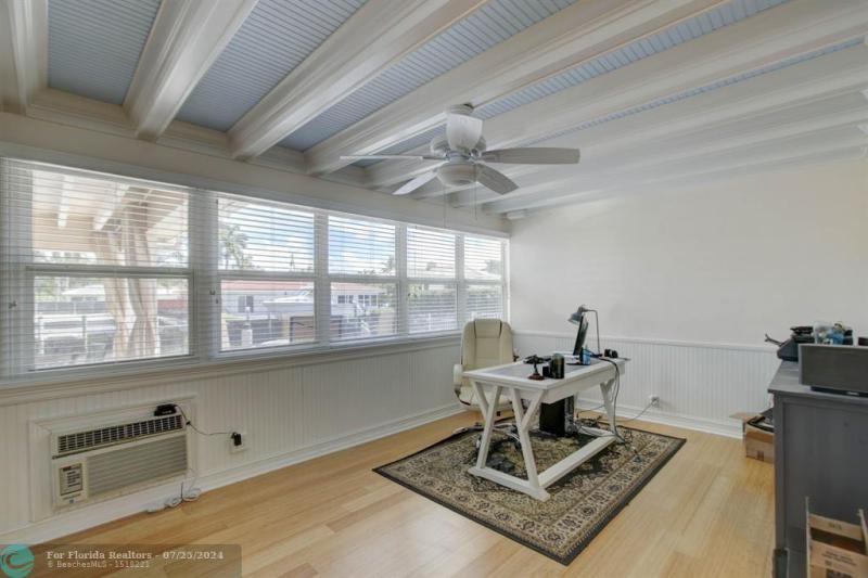  Single Family Homes Photo 12: 1920 Waters Edge  Lauderdale By The Sea,  FL 33062