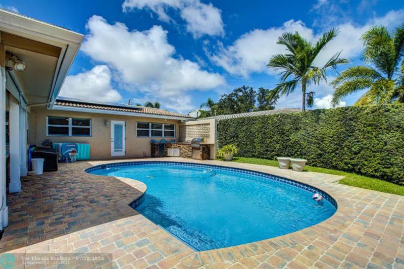  Single Family Homes Photo 31: 1920 Waters Edge  Lauderdale By The Sea,  FL 33062