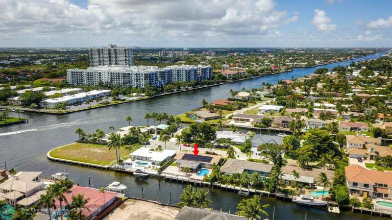  Single Family Homes Photo 45: 1920 Waters Edge  Lauderdale By The Sea,  FL 33062