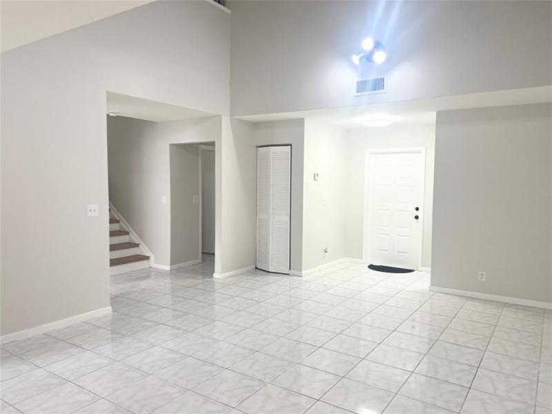 Duplex, Triplex and Fourplex Images