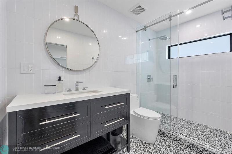  Single Family Homes Photo 32: 2157 Coral Gardens Dr  Wilton Manors,  FL 33306