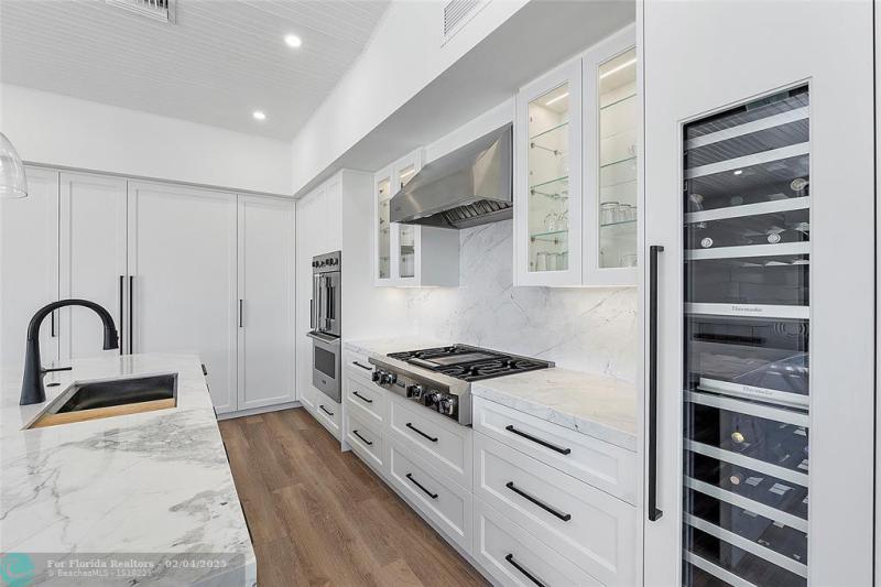  Single Family Homes Photo 37: 2157 Coral Gardens Dr  Wilton Manors,  FL 33306