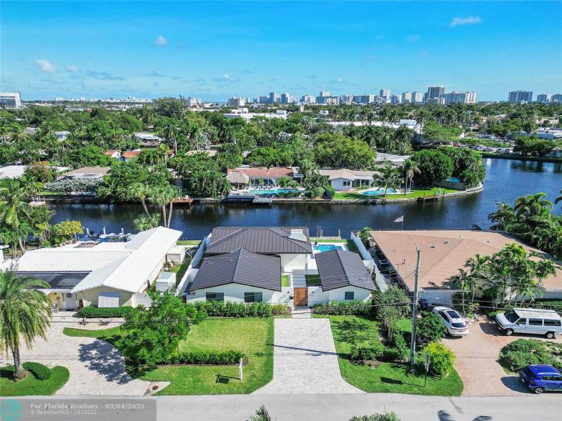  Single Family Homes Photo 55: 2157 Coral Gardens Dr  Wilton Manors,  FL 33306