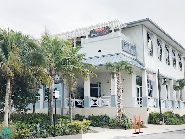  Condo & Townhome Photos