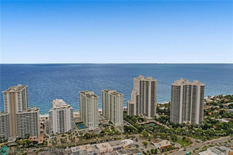  Condo & Townhome Photos