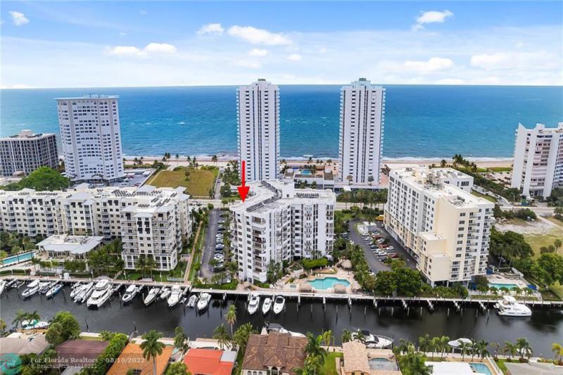  Condo & Townhome Photos