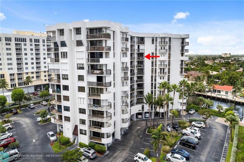  Condo & Townhome Photos