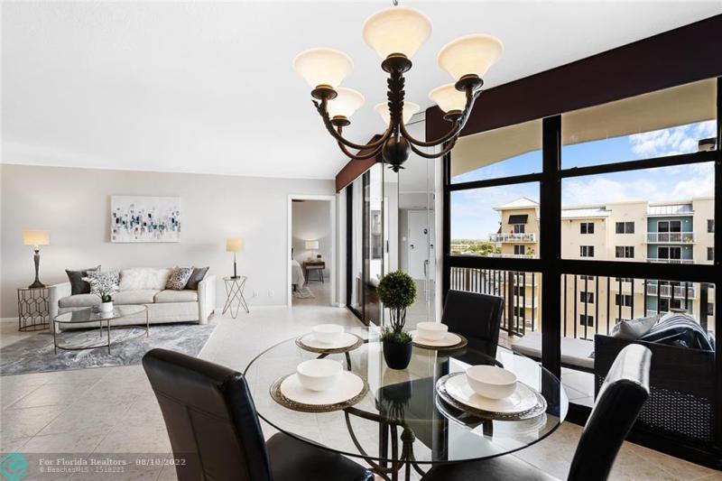  Condo & Townhome Photos