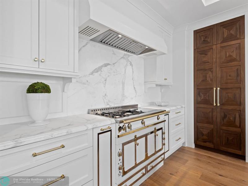  Single Family Homes Photo 16: 1812 SE 14th St  Fort Lauderdale,  FL 33316