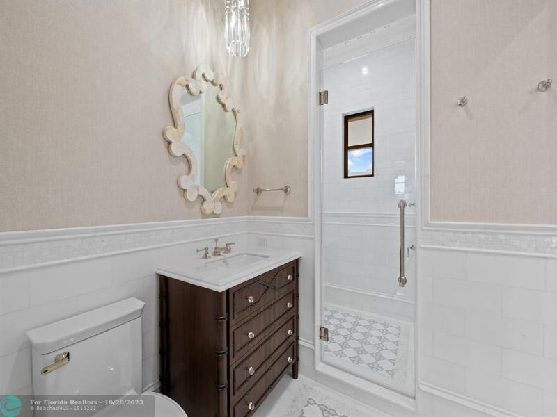  Single Family Homes Photo 31: 1812 SE 14th St  Fort Lauderdale,  FL 33316