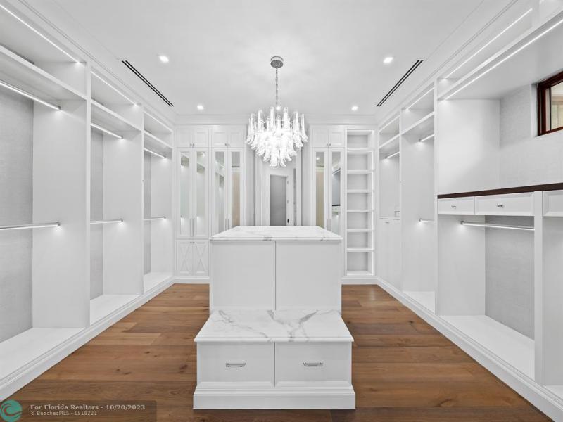  Single Family Homes Photo 37: 1812 SE 14th St  Fort Lauderdale,  FL 33316