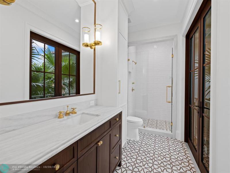  Single Family Homes Photo 45: 1812 SE 14th St  Fort Lauderdale,  FL 33316