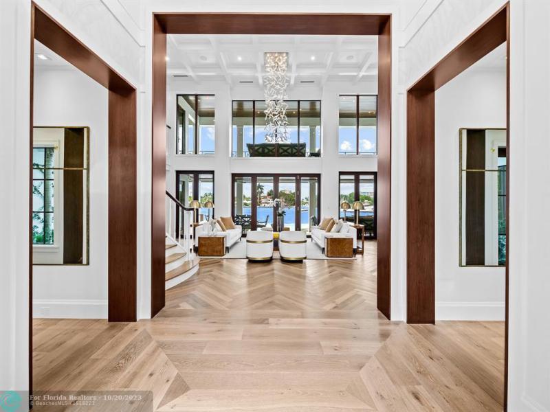  Single Family Homes Photo 9: 1812 SE 14th St  Fort Lauderdale,  FL 33316