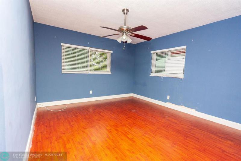  Single Family Homes Photo 17: 5071 NW 43rd St  Lauderdale Lakes,  FL 33319