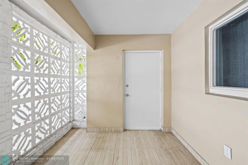 Duplex, Triplex and Fourplex Images