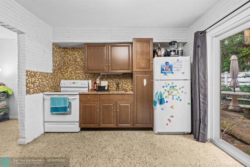 Duplex, Triplex and Fourplex Images