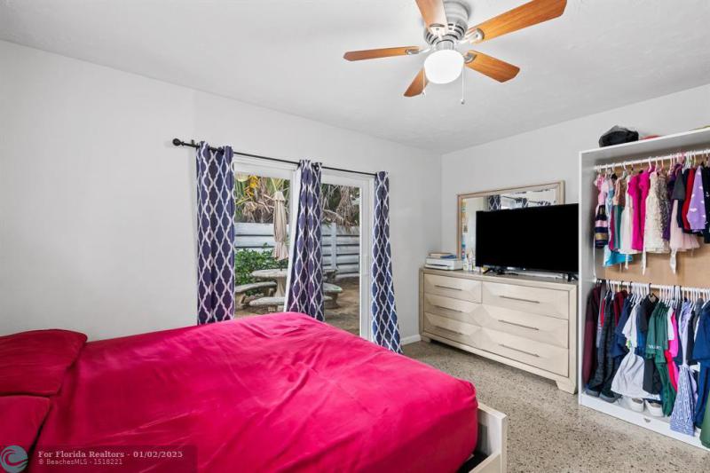 Duplex, Triplex and Fourplex Images