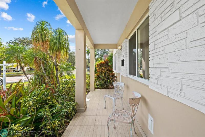 Duplex, Triplex and Fourplex Images