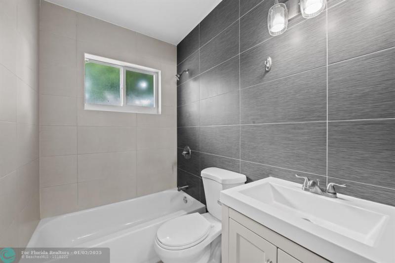 Duplex, Triplex and Fourplex Images