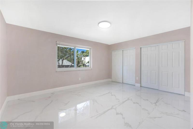  Single Family Homes Photo 10: 4440 SW 26th Ave  Fort Lauderdale,  FL 33312