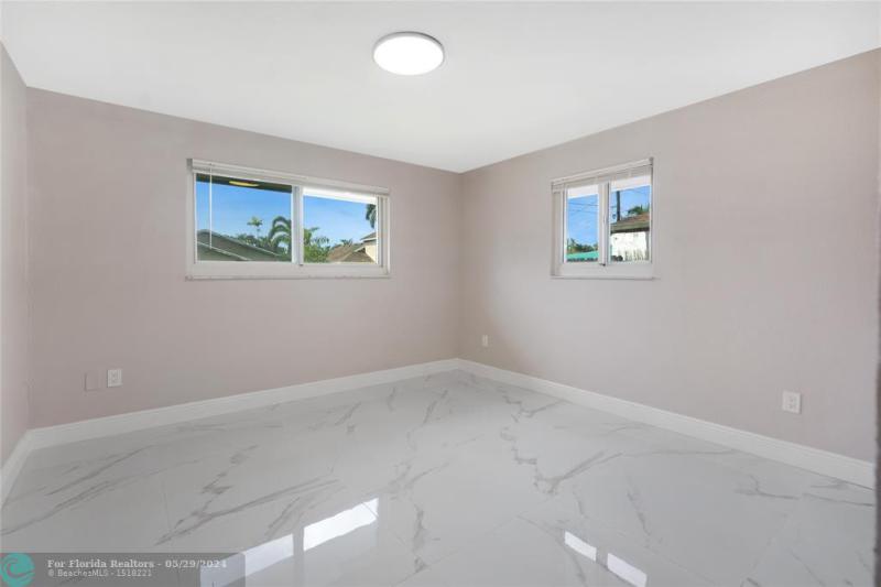  Single Family Homes Photo 18: 4440 SW 26th Ave  Fort Lauderdale,  FL 33312