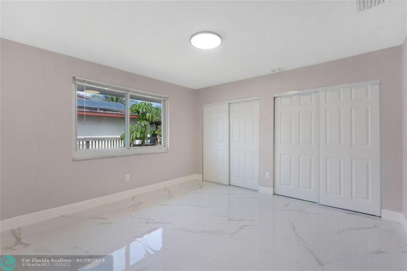  Single Family Homes Photo 27: 4440 SW 26th Ave  Fort Lauderdale,  FL 33312