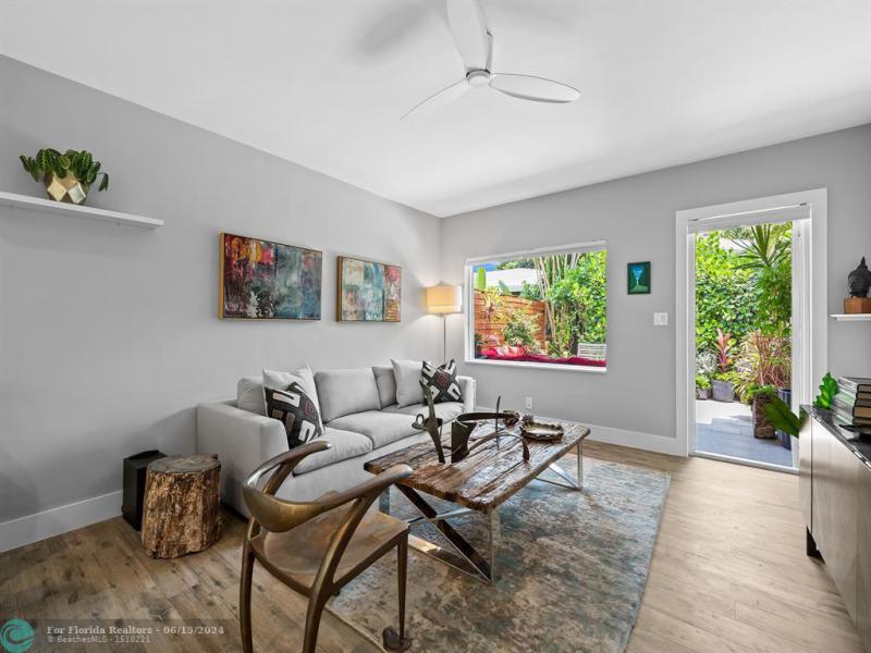 Duplex, Triplex and Fourplex Images