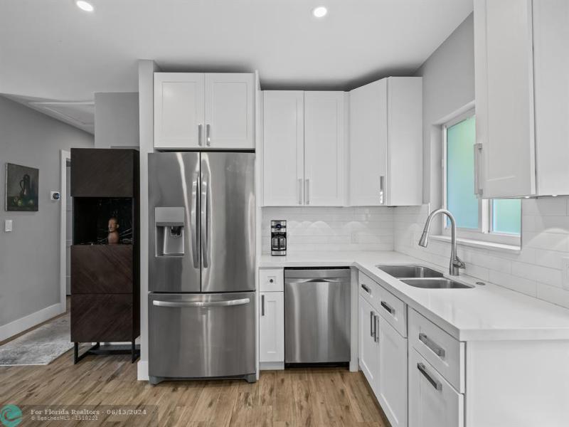 Duplex, Triplex and Fourplex Images