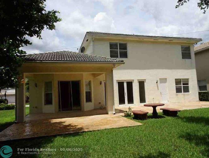  Single Family Homes Photo 2: 4981 SW 173rd Ave  Miramar,  FL 33029