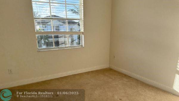 Single Family Homes Photo 9: 4981 SW 173rd Ave  Miramar,  FL 33029
