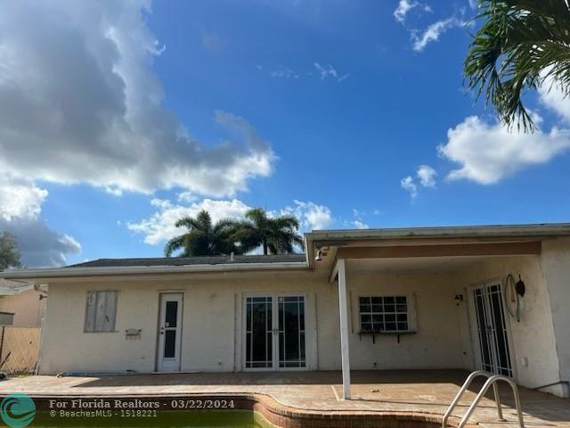  Single Family Homes Photo 3: 11861 NW 31st Pl  Sunrise,  FL 33323